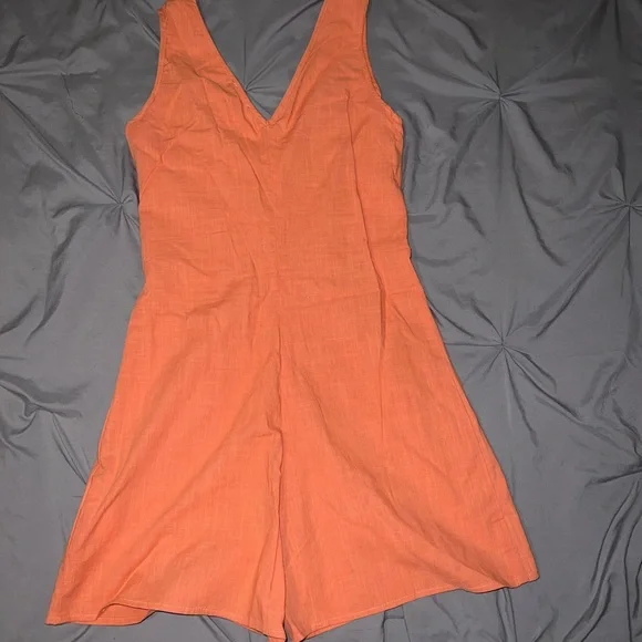 Cotton On Romper - Picture 3 of 3